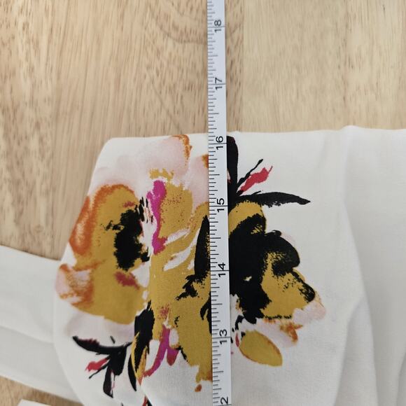 A.L.C. Tank Top Womens 8 White Floral Sleeveless Bow Tie Front Blouse Summer - Picture 4 of 8